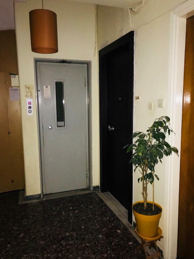 Merilyn Central Apartment Афины Экстерьер фото
